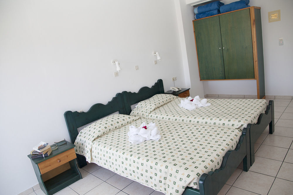 Hotel Athinoula Kéfalos エクステリア 写真